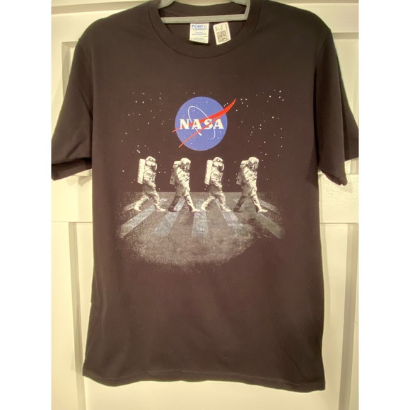 Awesome NASA Walking Astronauts In Space Shirt - Size S * k307 - Picture 3 of 8